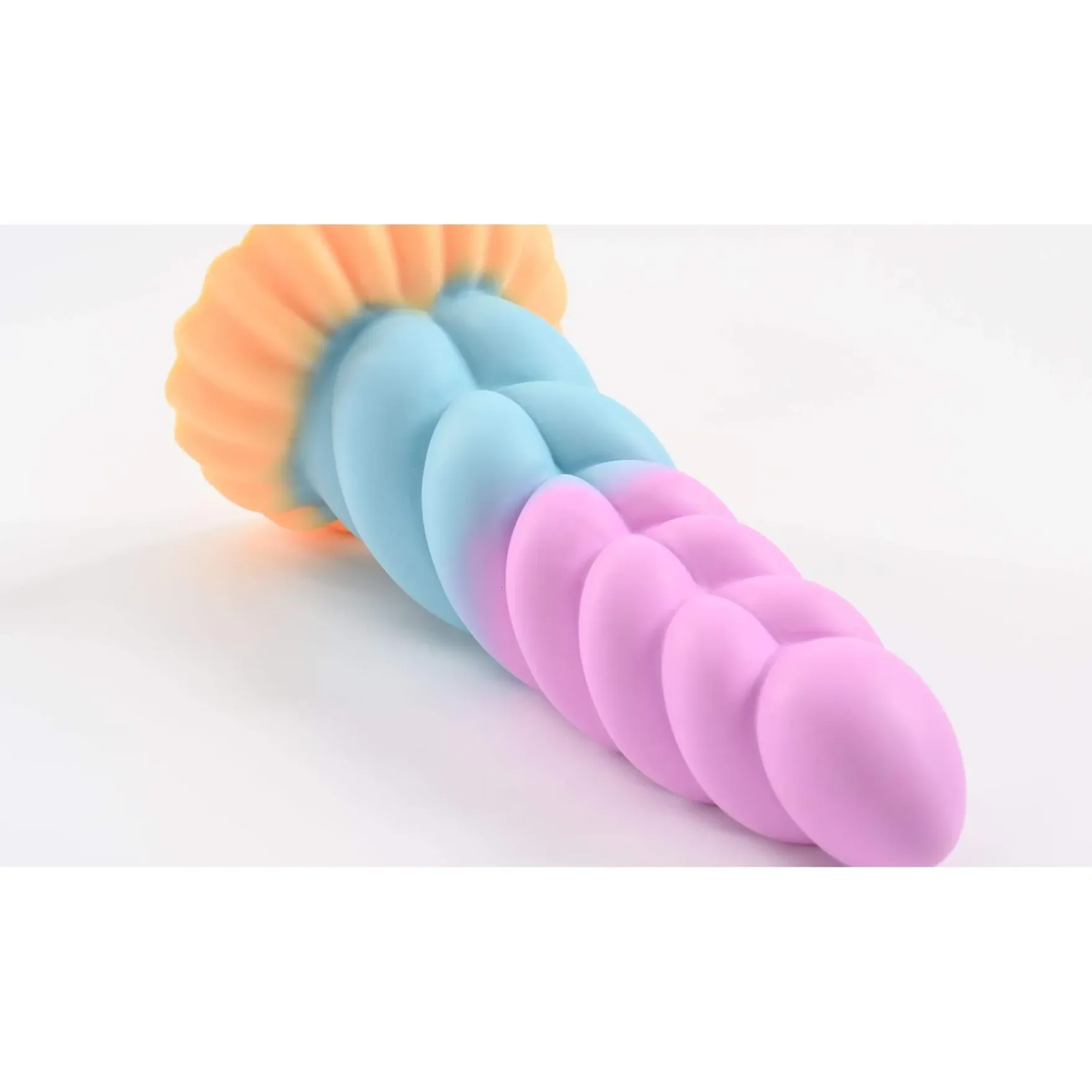 Spiraali fantasiadildo 19 cm