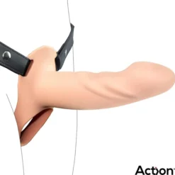 Strap-on ontolla dildolla